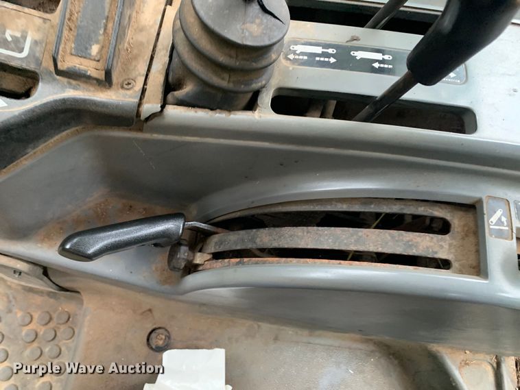 image for item DM7827 1993 Ford 7740 PowerStar SLE MFWD tractor