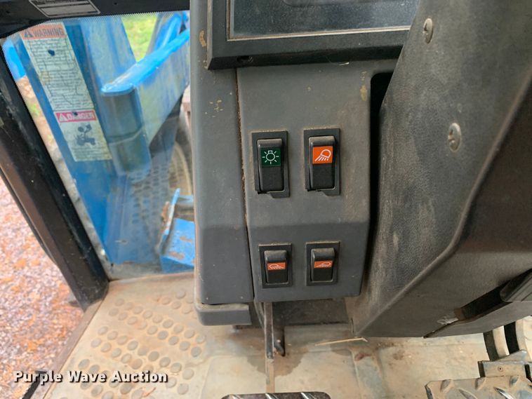 image for item DM7827 1993 Ford 7740 PowerStar SLE MFWD tractor