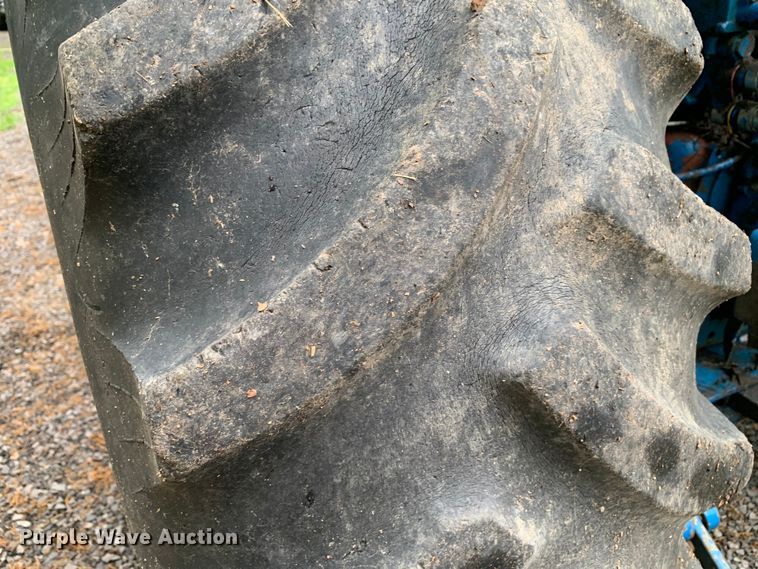 image for item DM7827 1993 Ford 7740 PowerStar SLE MFWD tractor