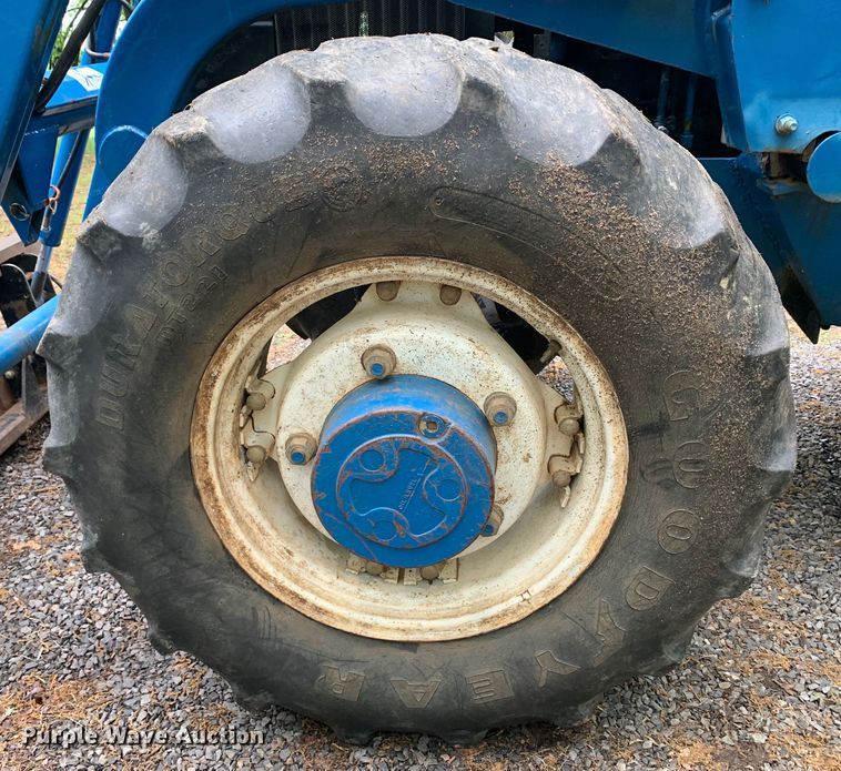 image for item DM7827 1993 Ford 7740 PowerStar SLE MFWD tractor