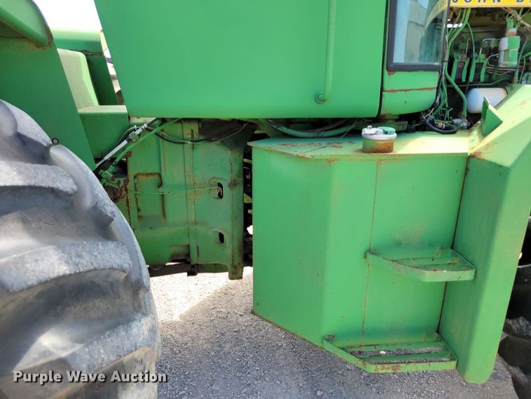 image for item DP1398 2006 John Deere 8430 4WD tractor