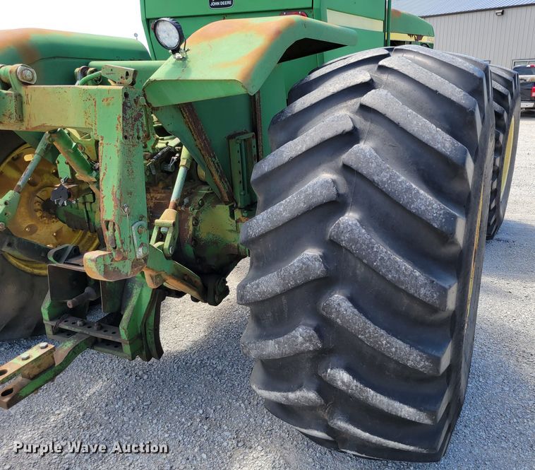 image for item DP1398 2006 John Deere 8430 4WD tractor