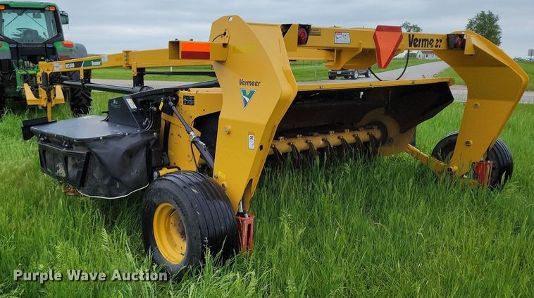 image for item DP1463 2016 Vermeer MC4500 disc mower