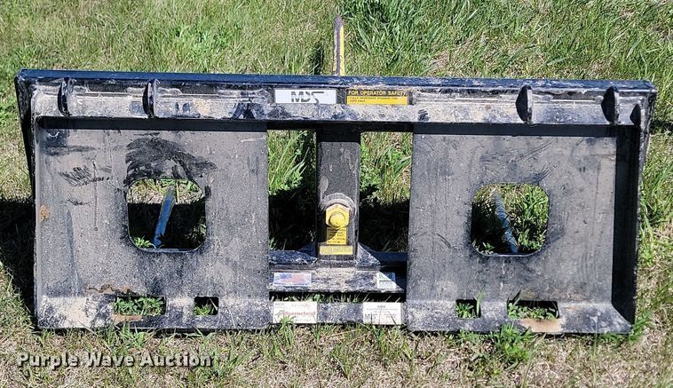 image for item DP3550 2018 MDS skid steer bale spear