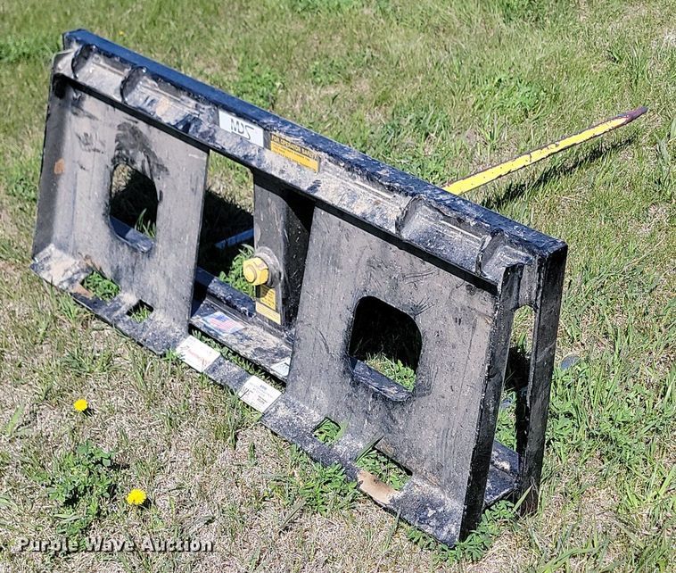 image for item DP3550 2018 MDS skid steer bale spear