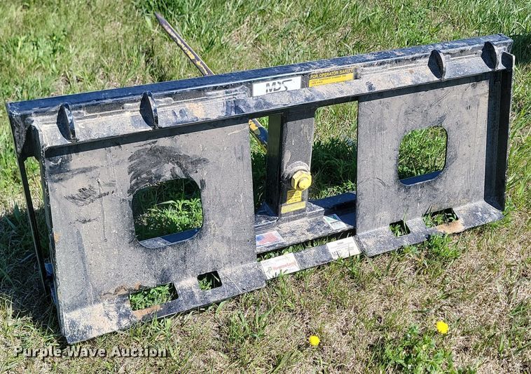 image for item DP3550 2018 MDS skid steer bale spear