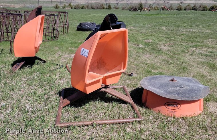 image for item DP3551 Livestock equipment