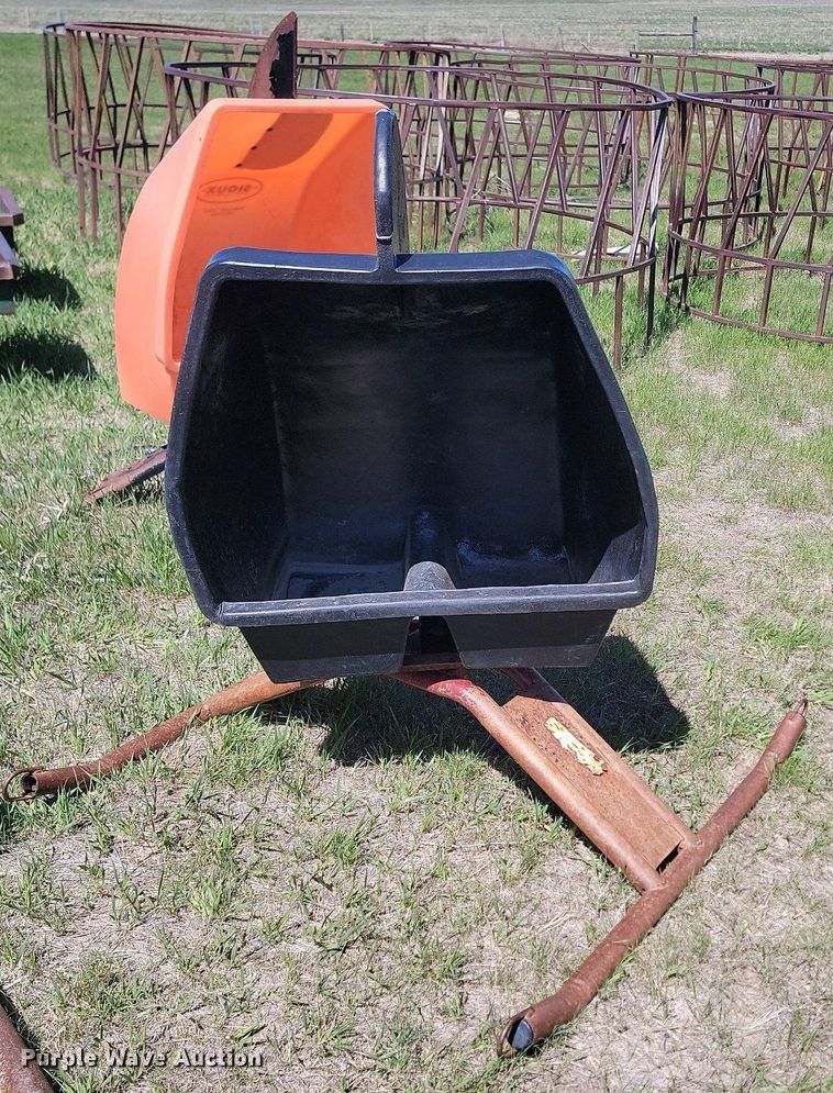 image for item DP3551 Livestock equipment