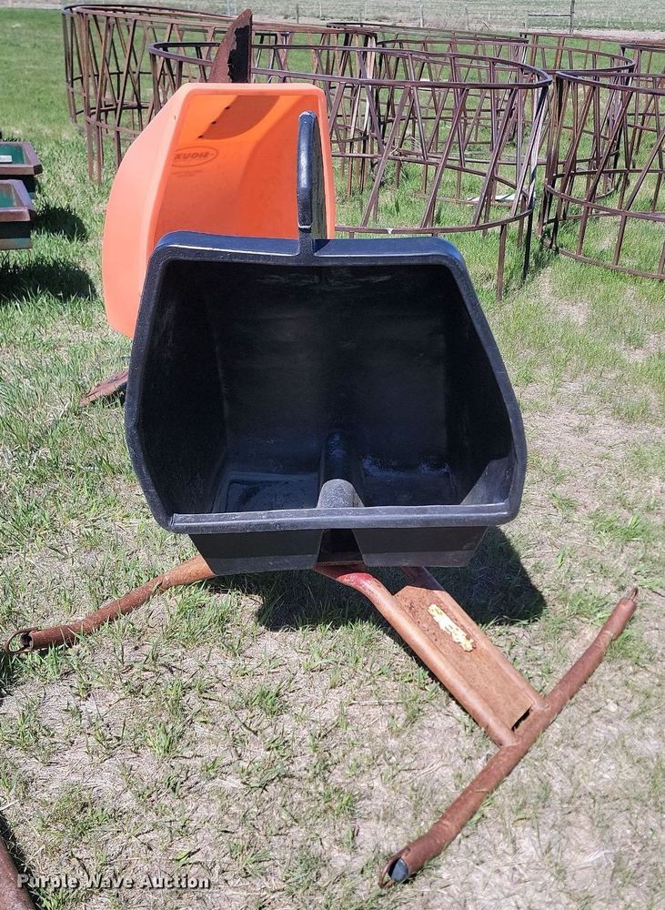 image for item DP3551 Livestock equipment