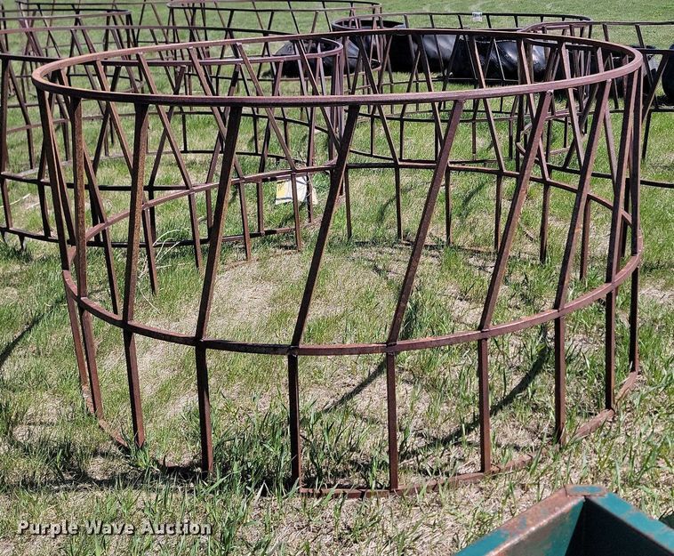 image for item DP3553 (6) round bale feeders