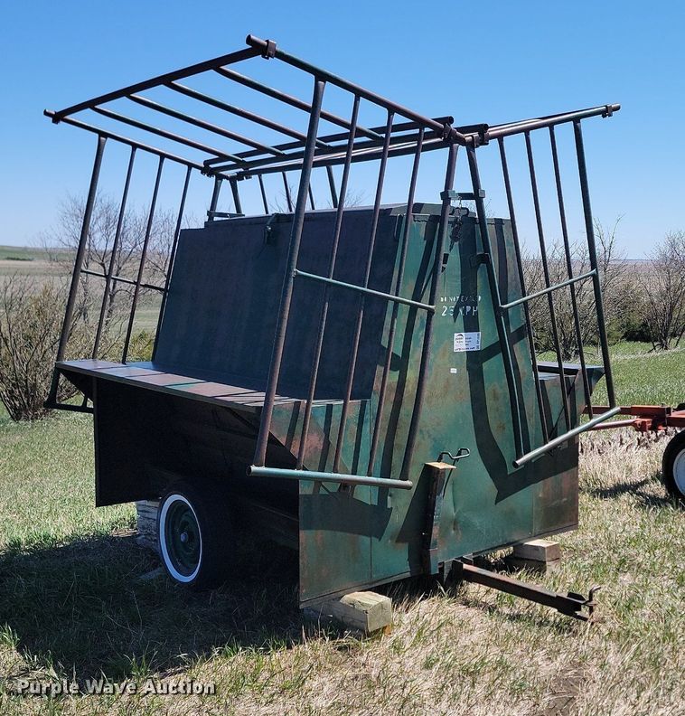 image for item DP3556 Vern  creep feeder