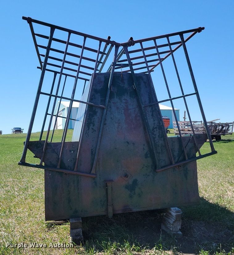 image for item DP3556 Vern  creep feeder