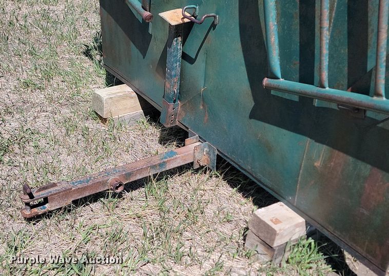 image for item DP3556 Vern  creep feeder