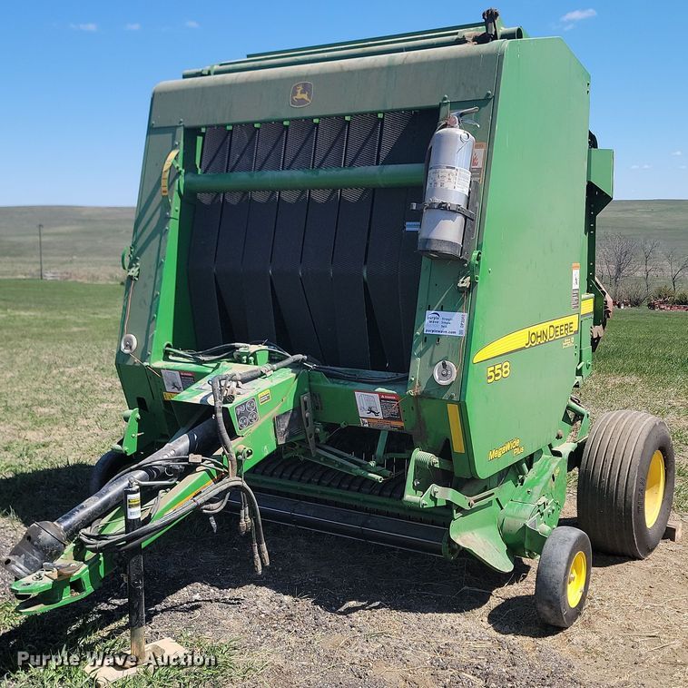 image for item DP3562 2007 John Deere  558 MegaWide Plus round baler