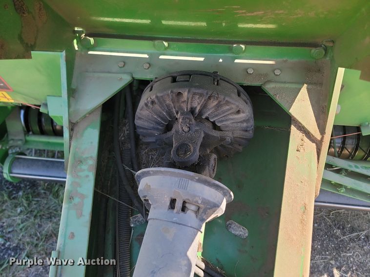 image for item DP3562 2007 John Deere  558 MegaWide Plus round baler