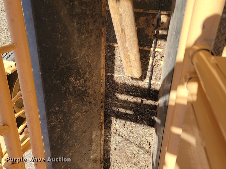 image for item DP3565 For-Most portable livestock chute