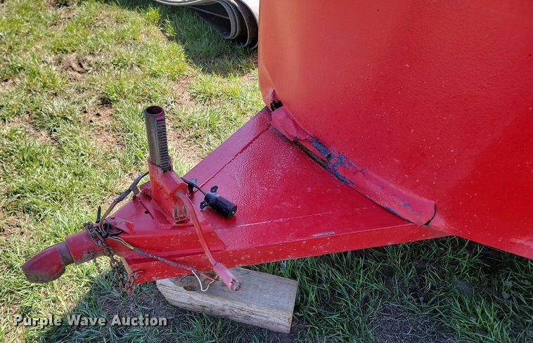 image for item DP3568 1979 S & S 6x16 livestock trailer