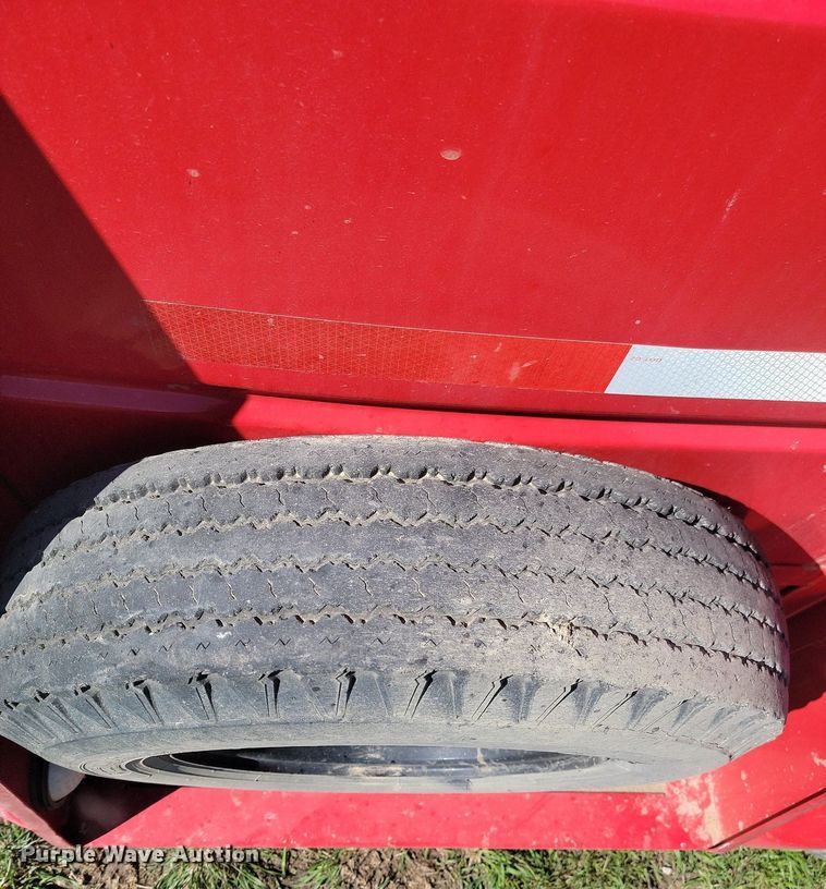 image for item DP3568 1979 S & S 6x16 livestock trailer