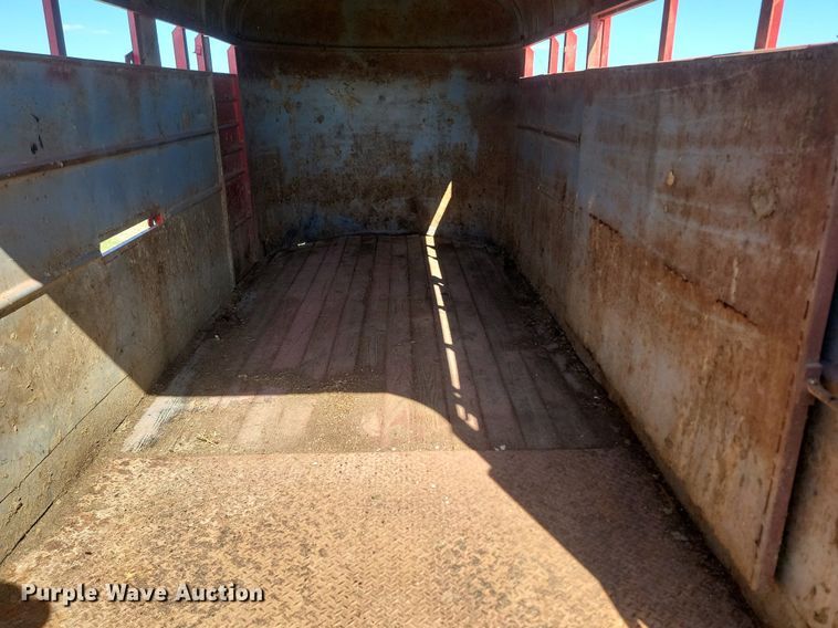 image for item DP3568 1979 S & S 6x16 livestock trailer