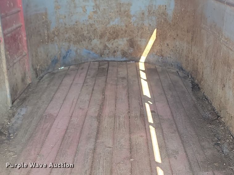 image for item DP3568 1979 S & S 6x16 livestock trailer