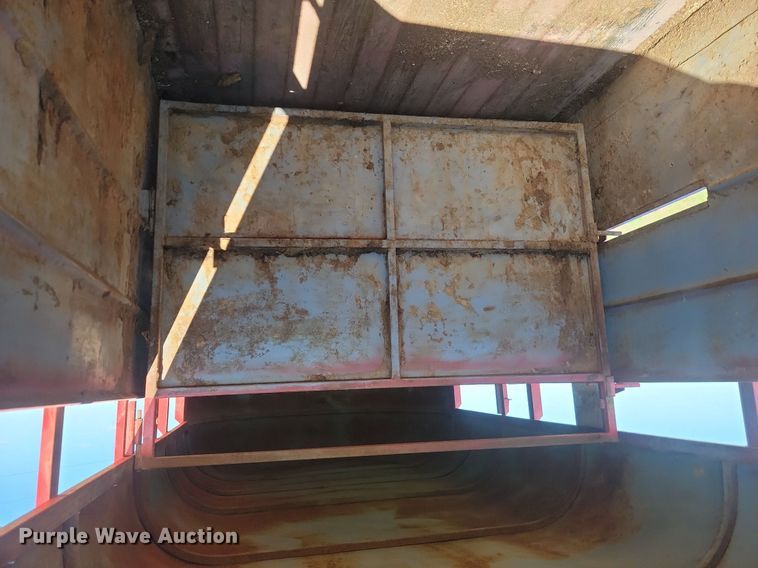 image for item DP3568 1979 S & S 6x16 livestock trailer