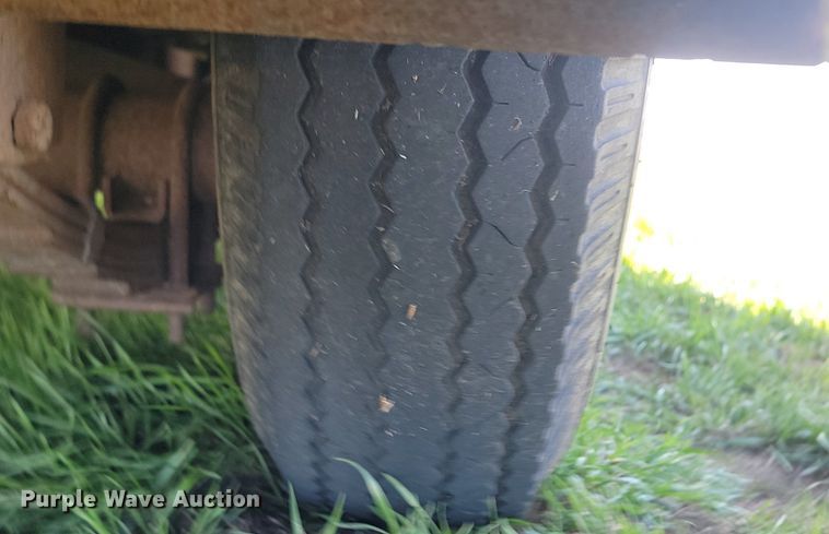 image for item DP3568 1979 S & S 6x16 livestock trailer