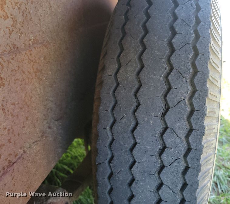 image for item DP3568 1979 S & S 6x16 livestock trailer