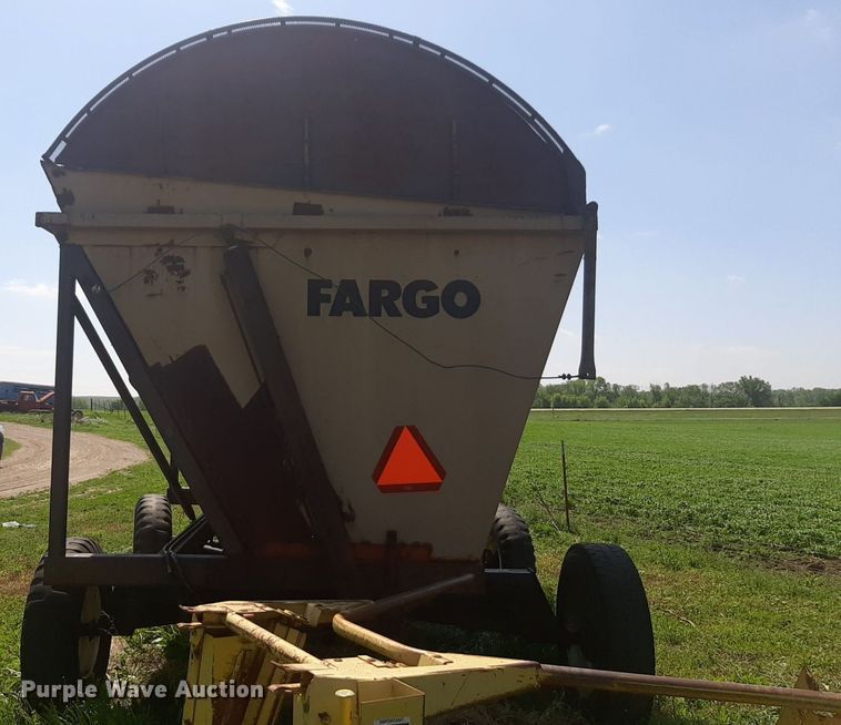 image for item DQ7062 Fargo silage wagon