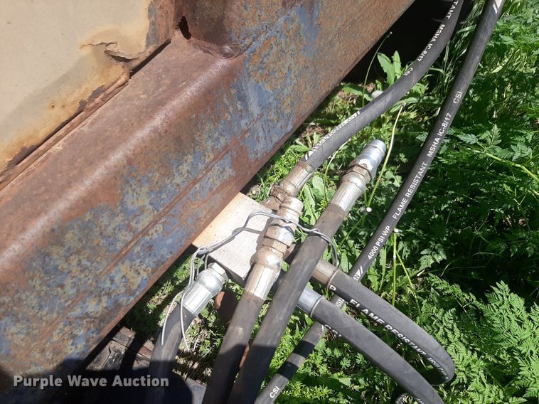 image for item DQ7062 Fargo silage wagon