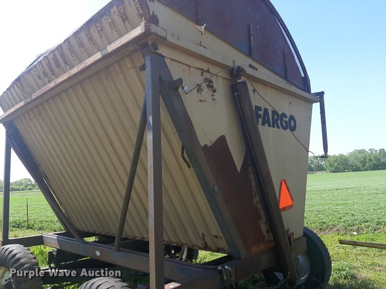 image for item DQ7062 Fargo silage wagon