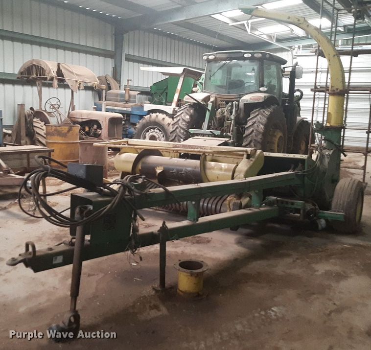 image for item DQ7063 John Deere  3960 forage harvester