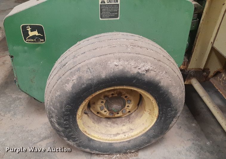 image for item DQ7063 John Deere  3960 forage harvester