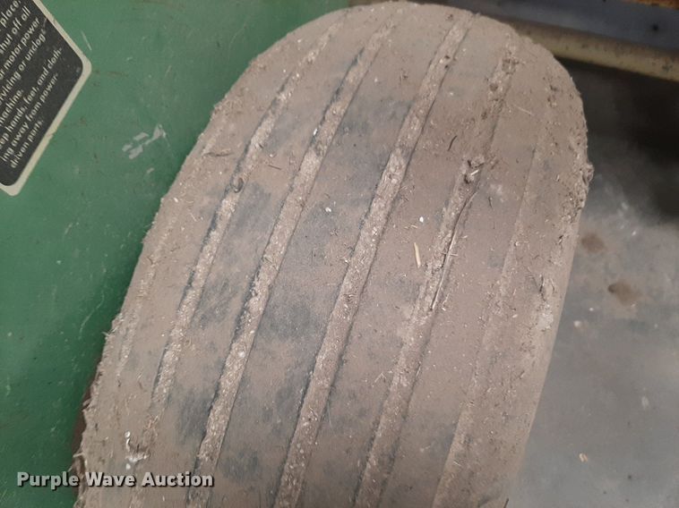 image for item DQ7063 John Deere  3960 forage harvester