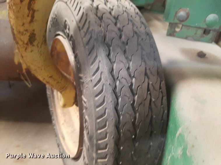 image for item DQ7063 John Deere  3960 forage harvester