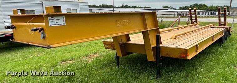 image for item DS2489 1979 Hyster  equipment trailer