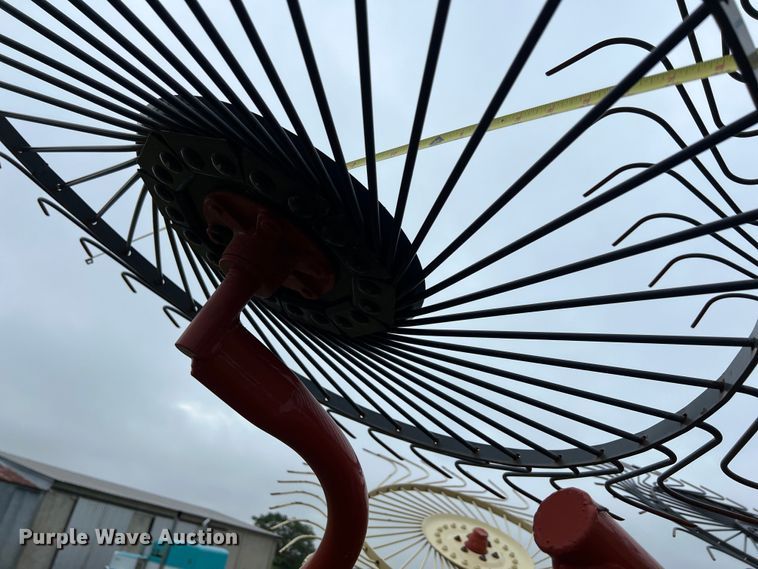 image for item DS2963 Rhino RHP hay rake