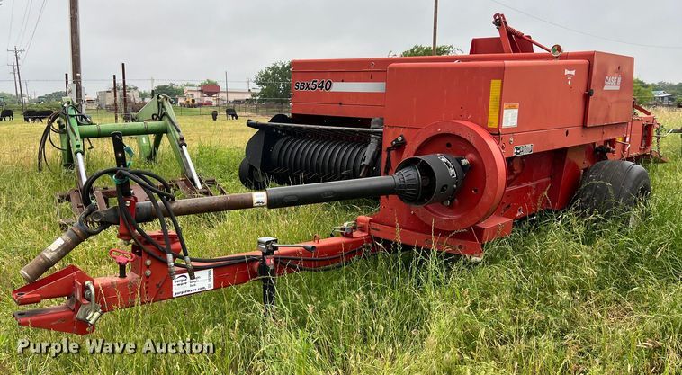 image for item DS2965 Case IH SBX540 small square baler