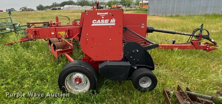 image for item DS2965 Case IH SBX540 small square baler