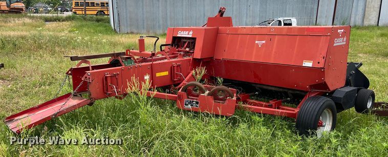 image for item DS2965 Case IH SBX540 small square baler