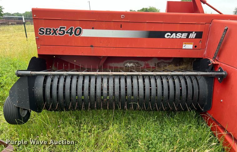 image for item DS2965 Case IH SBX540 small square baler
