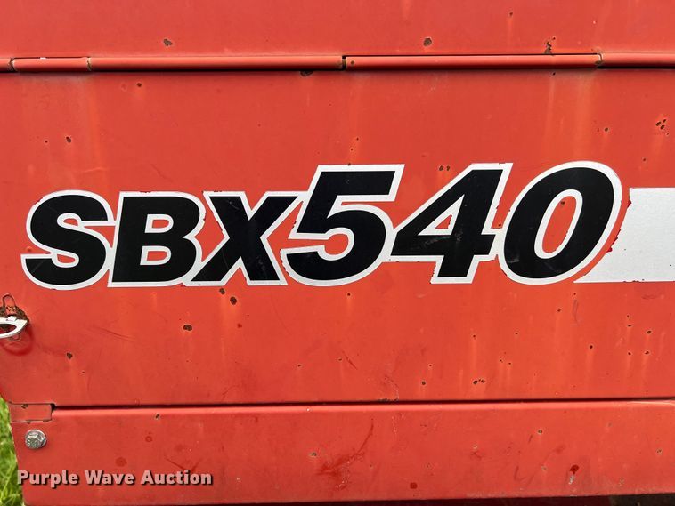 image for item DS2965 Case IH SBX540 small square baler