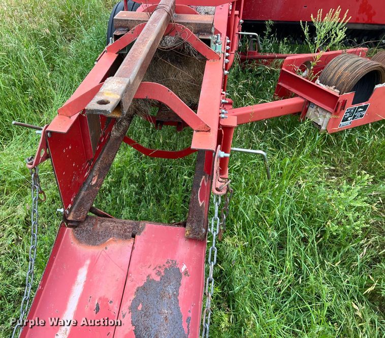 image for item DS2965 Case IH SBX540 small square baler