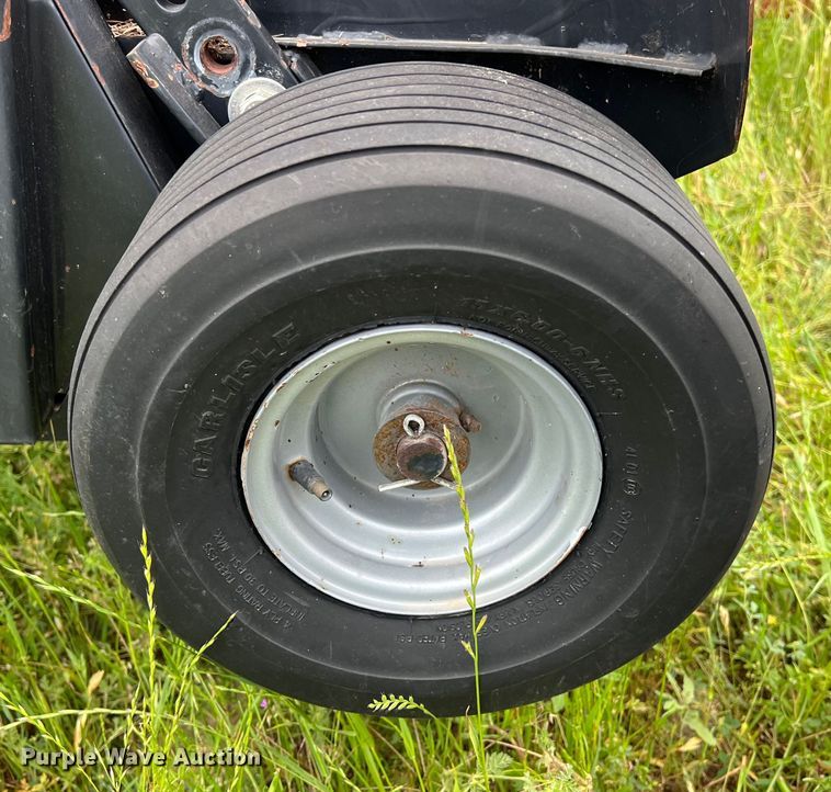 image for item DS2965 Case IH SBX540 small square baler