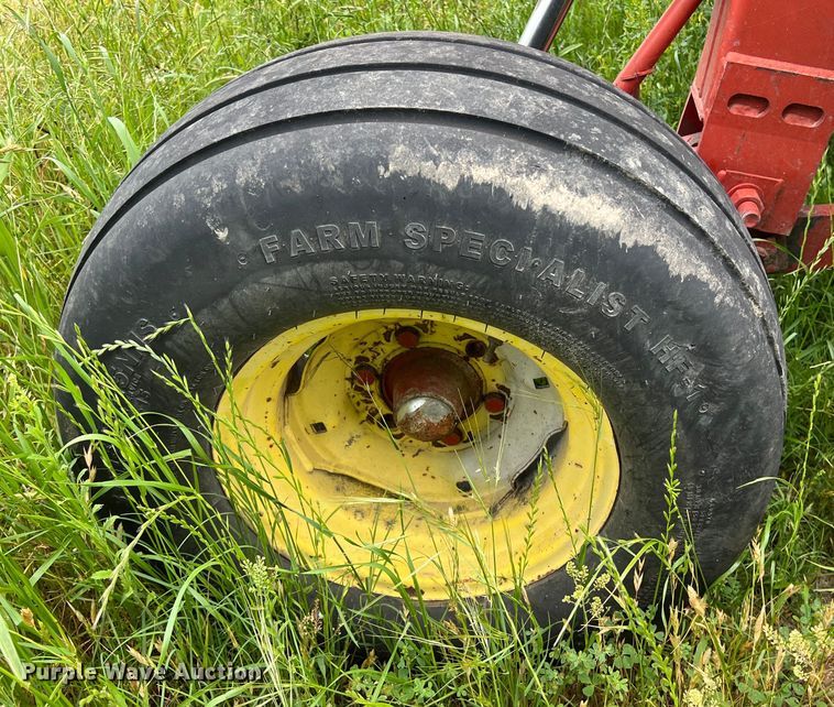 image for item DS2966 Case IH DCX131 swather / windrower