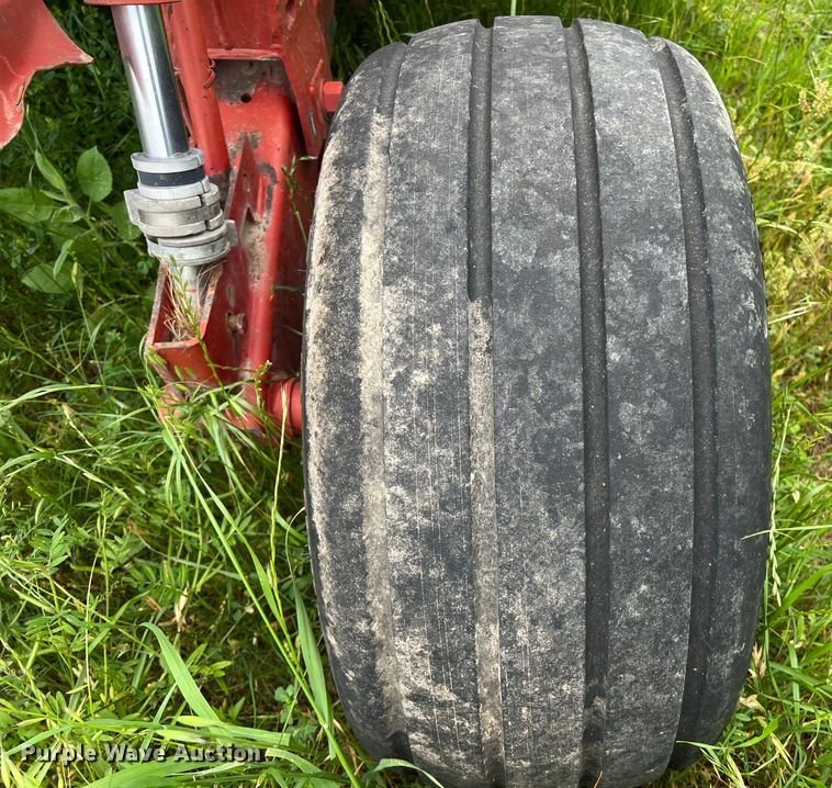 image for item DS2966 Case IH DCX131 swather / windrower