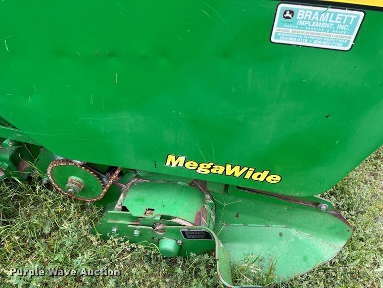 image for item DS2967 John Deere 467 round baler
