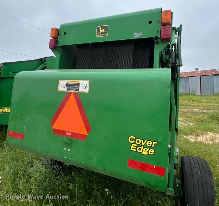 image for item DS2968 John Deere 467 round baler