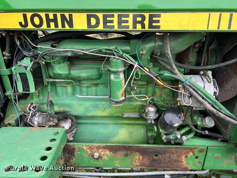 image for item DS2969 1983 John Deere 2950 tractor