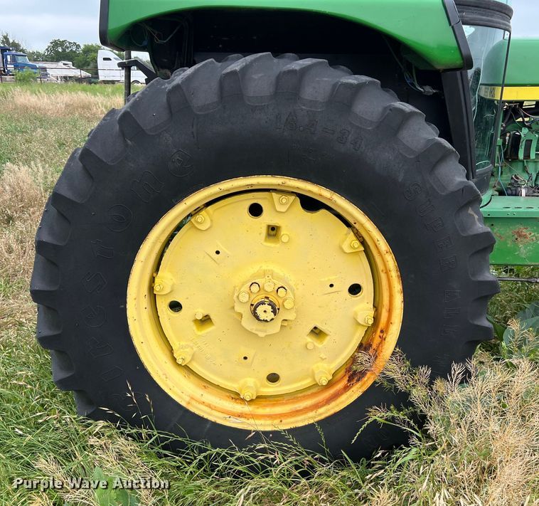 image for item DS2969 1983 John Deere 2950 tractor