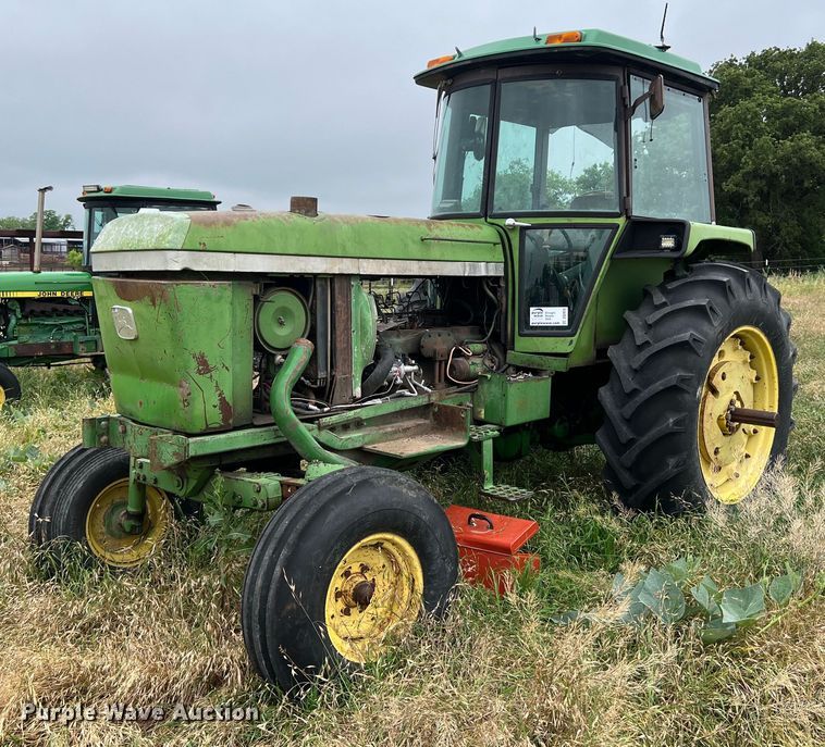 image for item DS2970 John Deere 4430 tractor